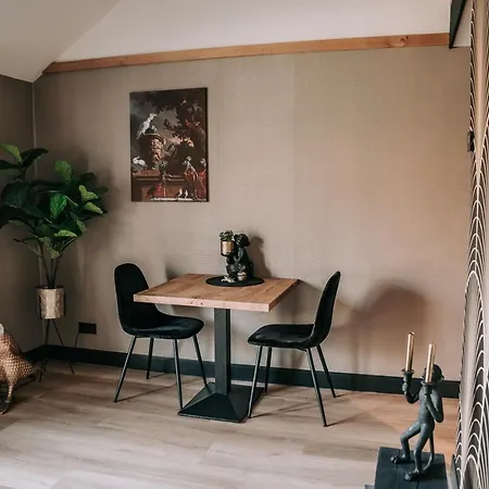 De Woerdt Bed & Breakfast Altforst