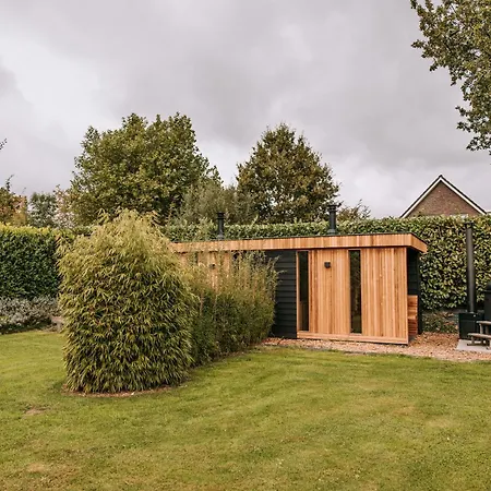 Bed & Breakfast De Woerdt 3*